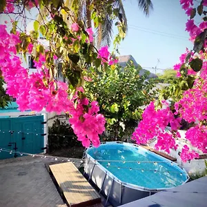 El Chiringuito Hostal